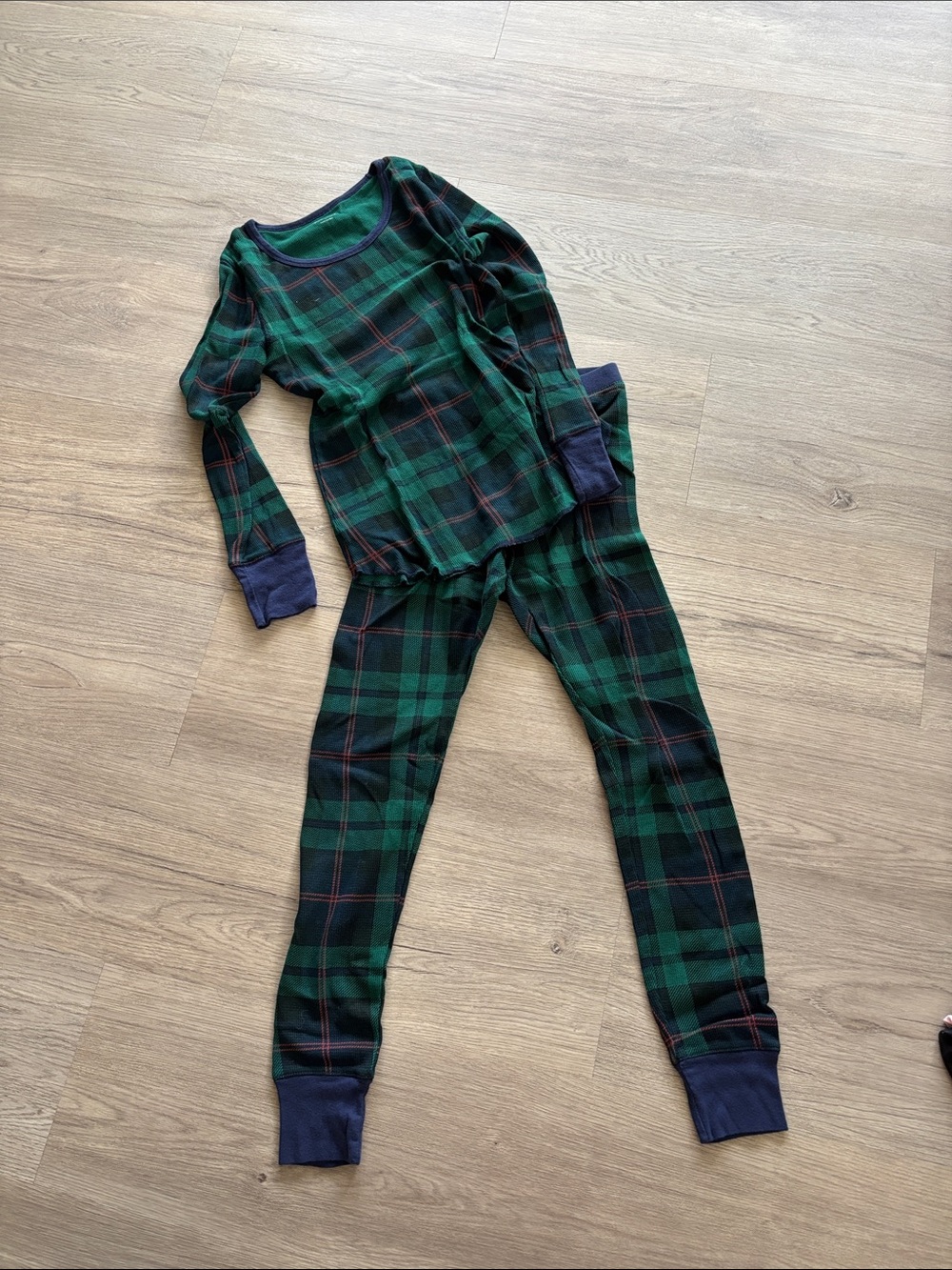Old Navy Green, Navy & Red Plaid Long-Sleeve Pajama Set